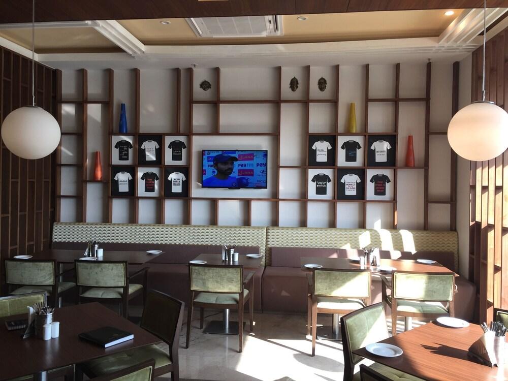 Lemon Tree Hotel, Sector 60, Gurugram Gurgaon Eksteriør bilde