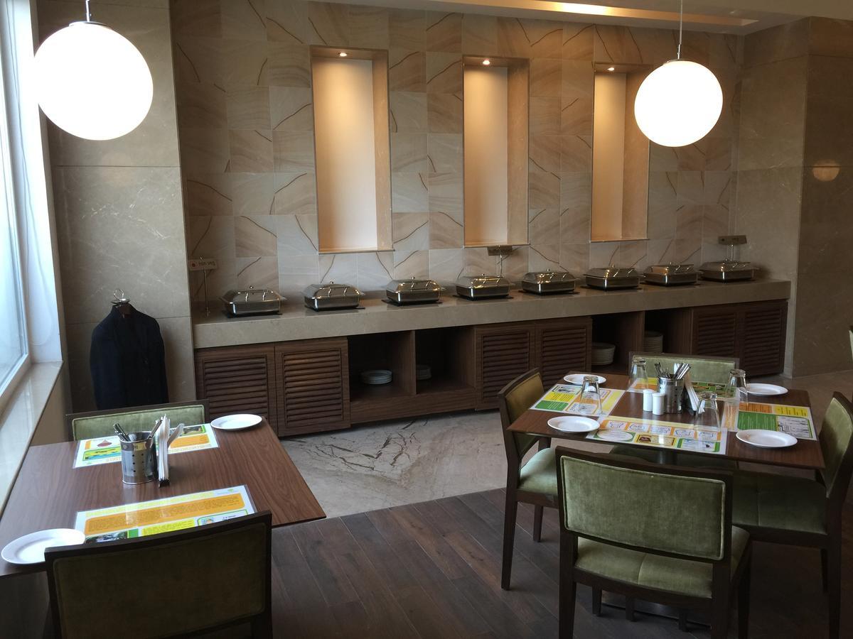 Lemon Tree Hotel, Sector 60, Gurugram Gurgaon Eksteriør bilde