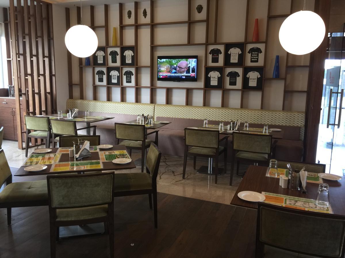 Lemon Tree Hotel, Sector 60, Gurugram Gurgaon Eksteriør bilde