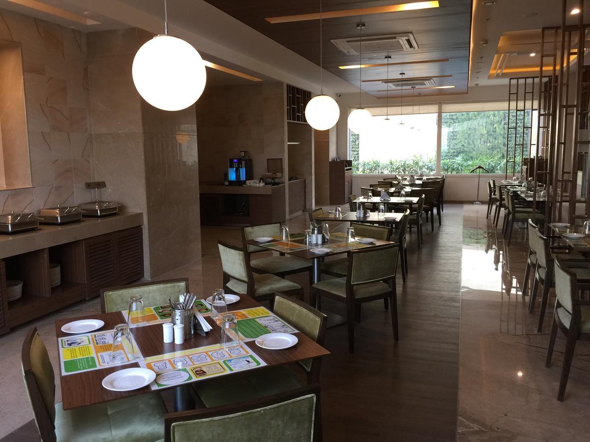 Lemon Tree Hotel, Sector 60, Gurugram Gurgaon Eksteriør bilde